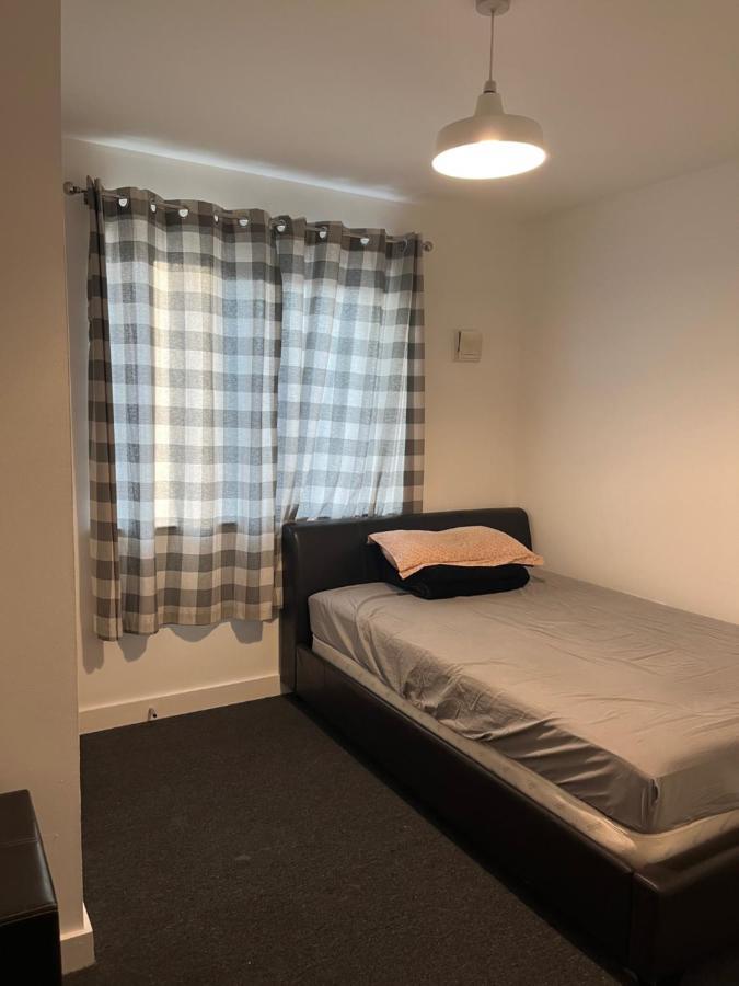 Double Bedroom With Ensuite 伊尔福德 外观 照片